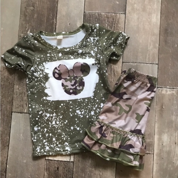 Green Brown Camo Ruffle Short Set Girls Size 6/7 - Picture 1 of 4
